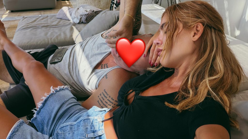KO BI OČEKIVAO OVAKAV ODMOR MARINE VISKOVIĆ: Pevačica uživa sa dečkom milionerom i šalje poruku o opuštenosti (FOTO) – Marina Visković na odmoru
