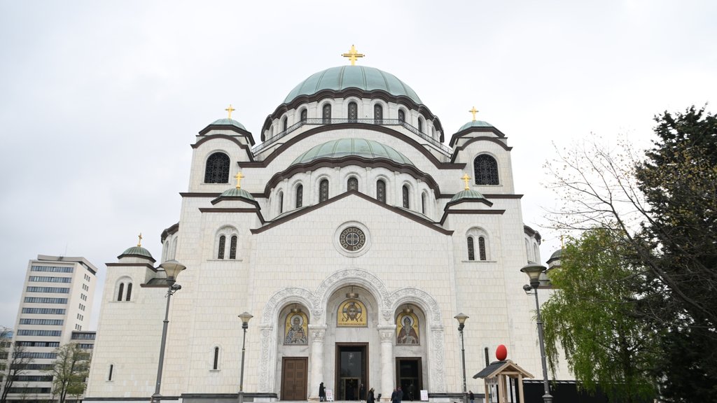 Slavimo tri velika svetitelja: Kako tradicija nalaže mir i slogu u domu
