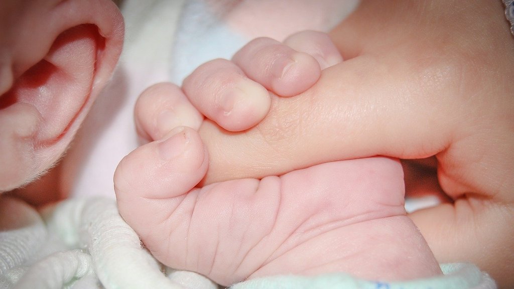 Demografija u Srbiji: Više beba i veća podrška porodicama ove godine