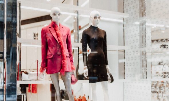 Elegantne haljine za jesenja venčanja koje osvajaju modne piste – haljine za venčanja u jesen