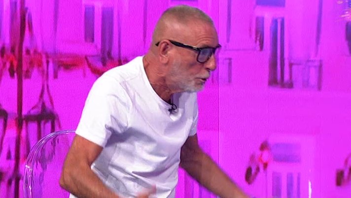 MIĆA NE MOŽE DA PREĆUTI NERIJOVU AFEREU: Žestoka reakcija na Hanu Duvnjak zbog situacije u Beloj kući (VIDEO) – afera Nerija Ružanjija sa Fifi