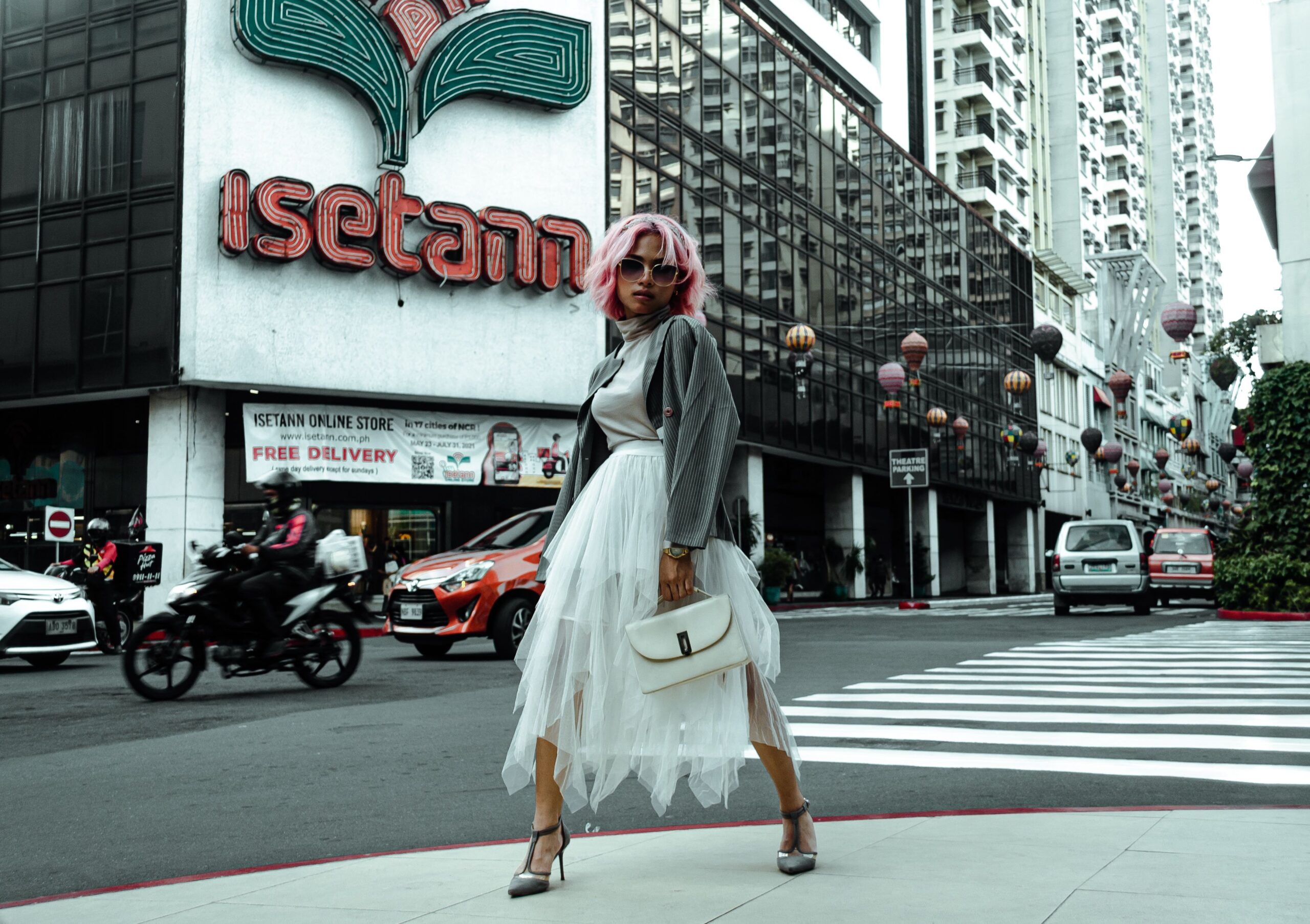 Brenda Song deli modne savete i trikove za pametan šoping – Brenda Song moda