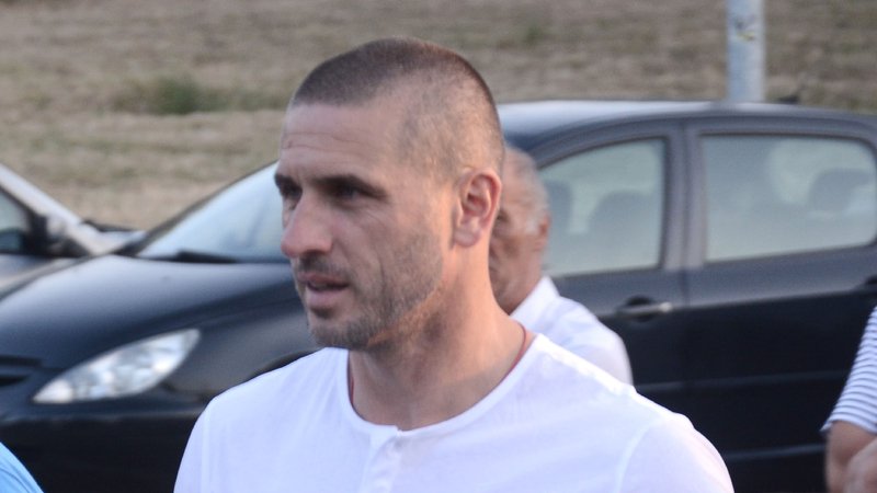 ZAŠTO SE NIŠA SAVELJIĆ POVUKAO IZ GRADA: Mir je pronašao među kozama i pčelama, a planira razvoj ekoturizma (FOTO) – Niša Saveljić pronašao mir