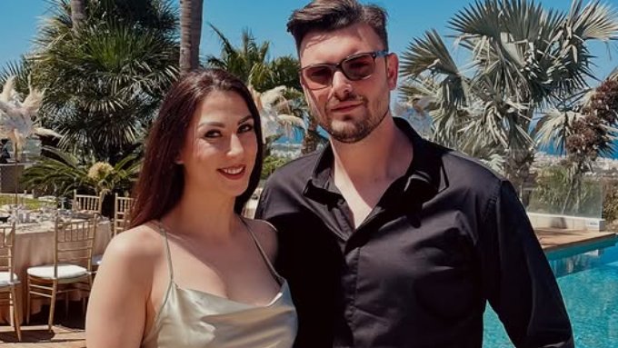 BILI SU MLADI I SUOČENI SA IZAZOVIMA: Toma Panić otkrio kako su on i Nadežda Biljić prevazišli probleme u vezi (FOTO) – ljubav sa Nadeždom Biljić