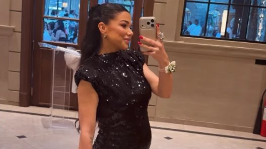 EMOTIVNI TRENUTAK IZ PORODICE MILICE RISTIĆ: Sin joj ljubi stomak, pokazala kako izgleda u osmom mesecu trudnoće (FOTO) – Milica Ristić trudnoća