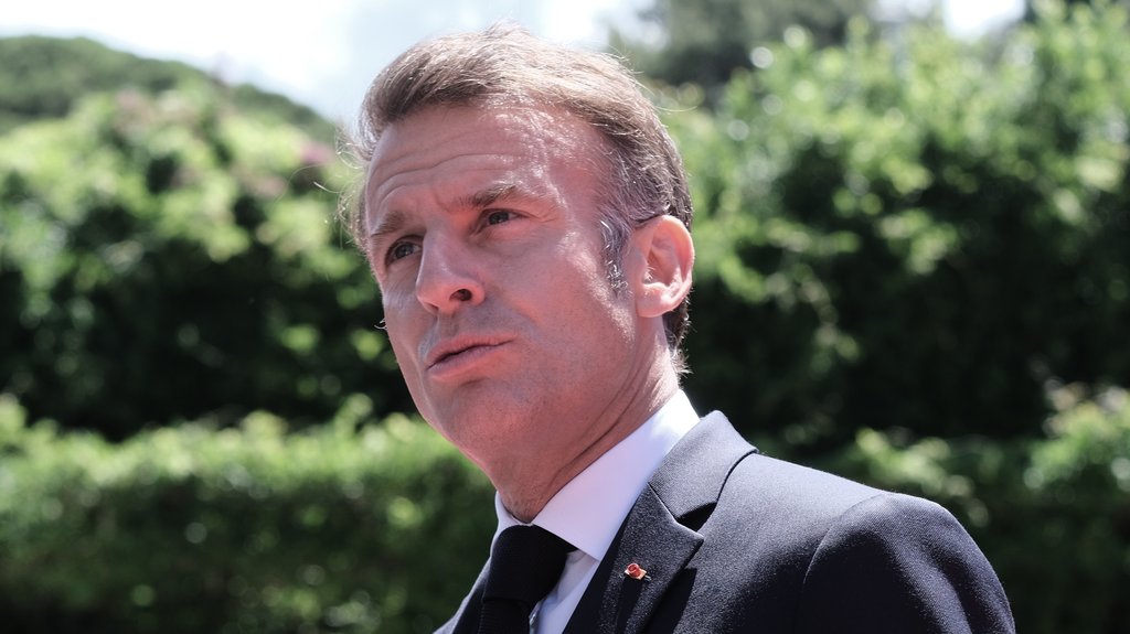 Francuski predsednik Makron potpisao zakon o legalizaciji eutanazije – legalizacija eutanazije u Francuskoj