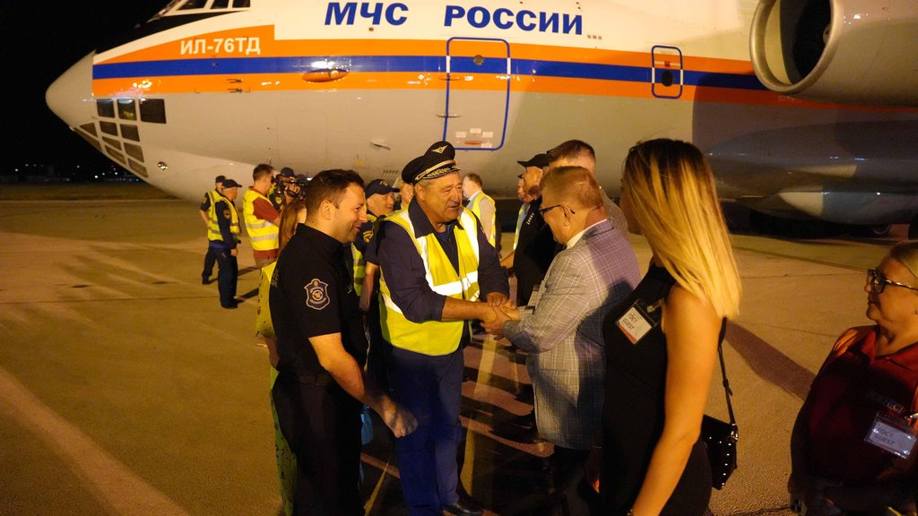 Ruski iljušin 76 sleteo u Niš: Pomoć za gašenje požara stiže u Deliblatsku peščaru – Iljušin 76 Niš