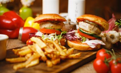 Letnji burger koji osvežava: Brz i lagan obrok za svaki dan