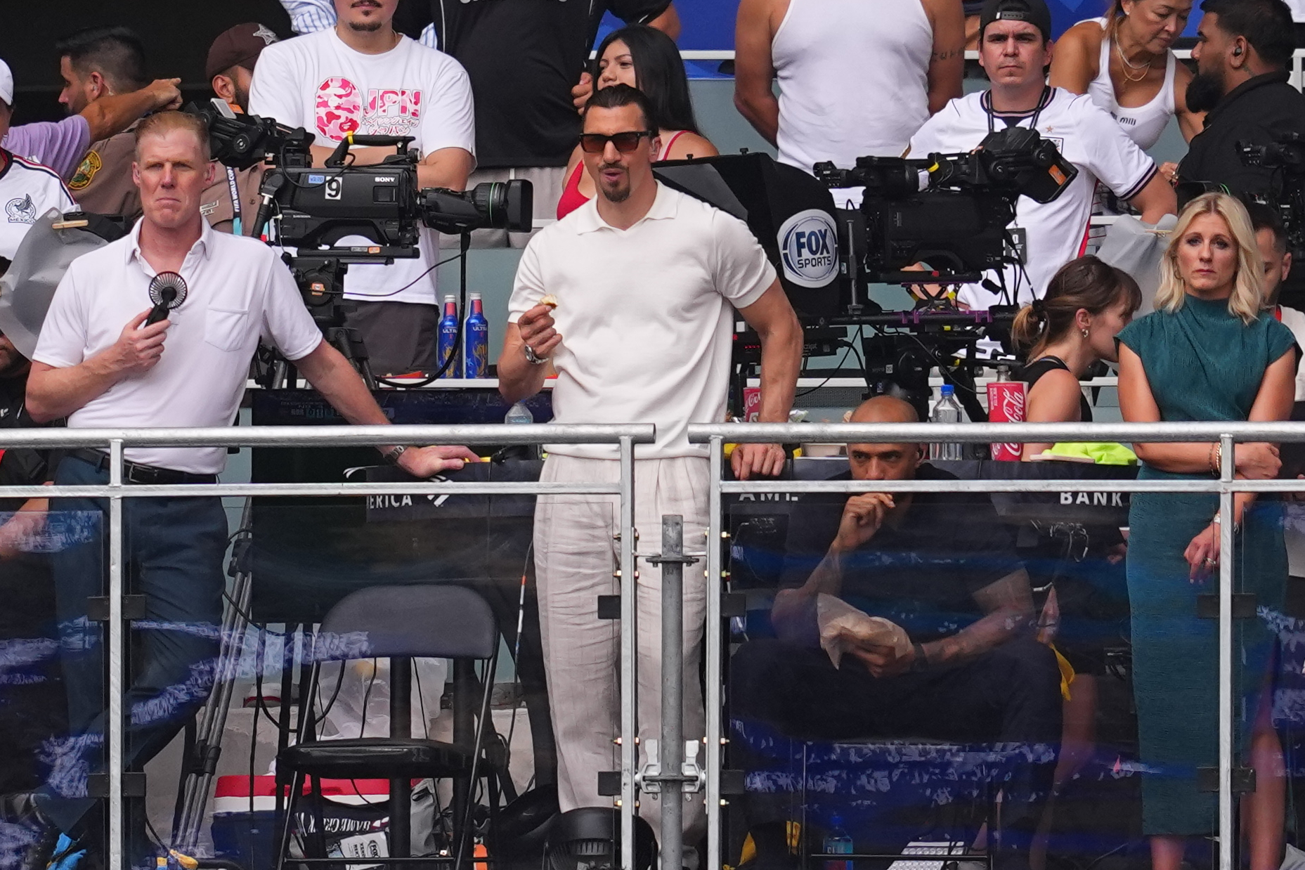 Novak Đoković i Zlatan Ibrahimović zajedno na promociji: Pesma koja je oduševila fanove – Novak Đoković Zlatan Ibrahimović susret