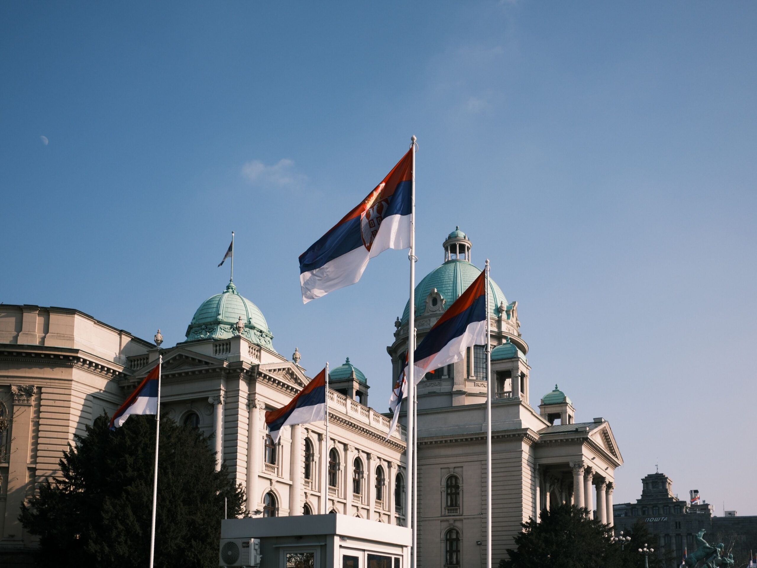 Vlada Srbije povećava minimalnu zaradu na 70.000 dinara od 2027. godine – minimalac u Srbiji