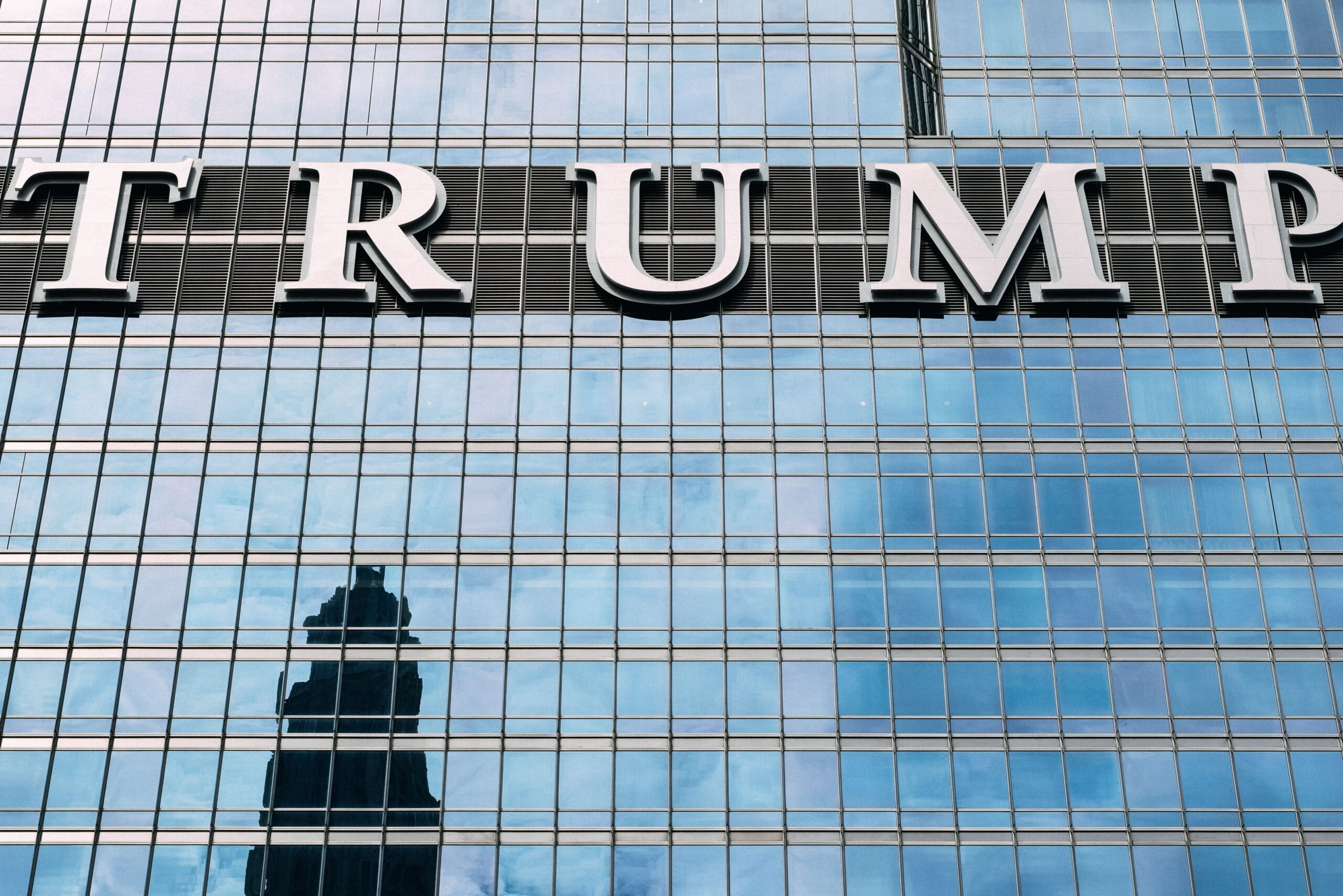Donald Trump ponovo u javnosti sa Michaelom Cohenom na radiju – Trump Cohen radio