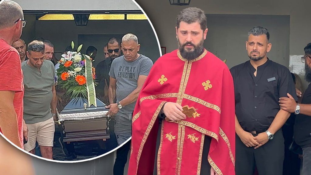 TIŠINA NA GROBLJU U SREMČICI: Održano opelo na sahrani oca Bore Santane, povorka ispratila Dragana (FOTO) – sahrana Bore Santane