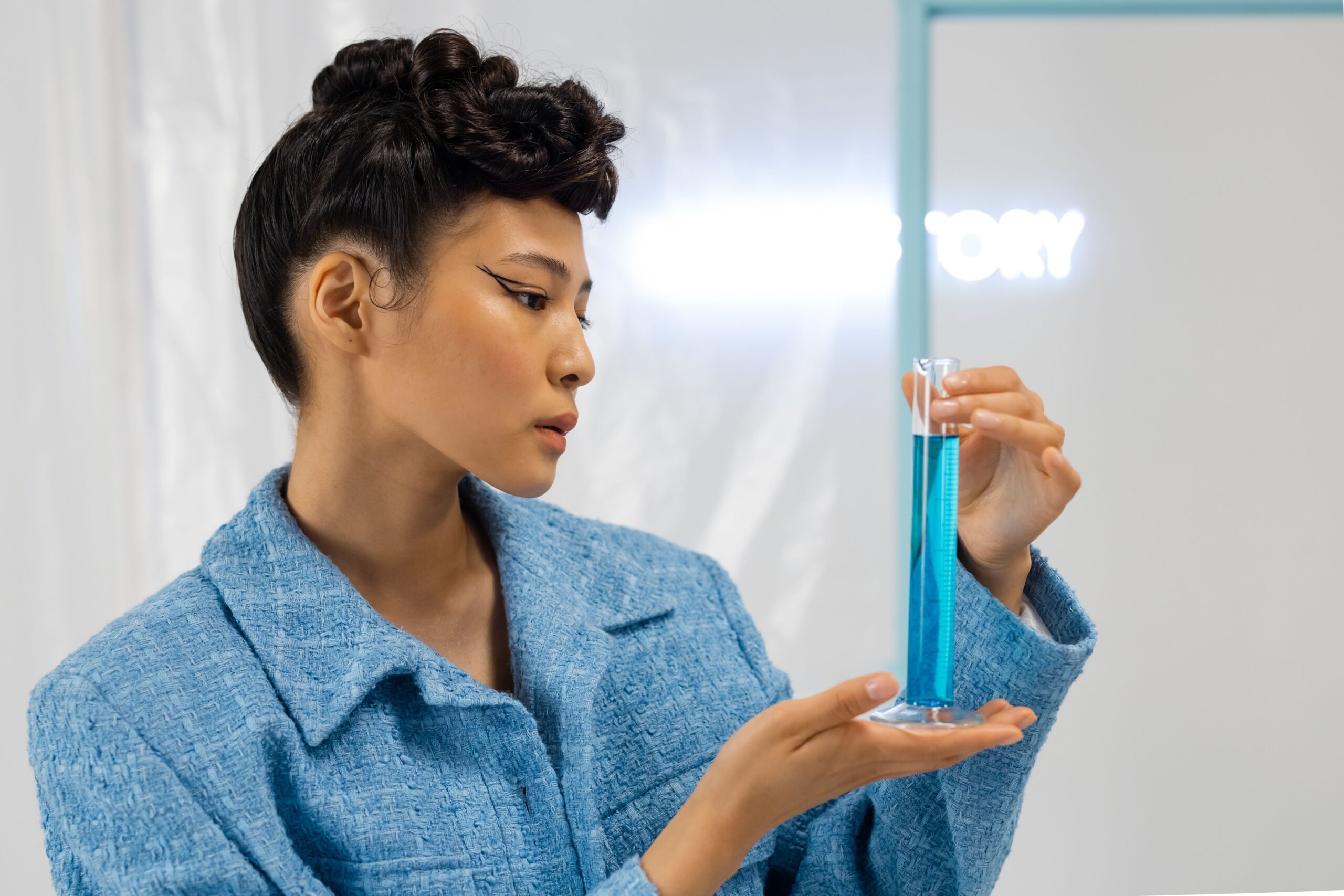 Unapređena LED maska i CryoGlow Plus donose revoluciju u nezi lica – LED maska lepota