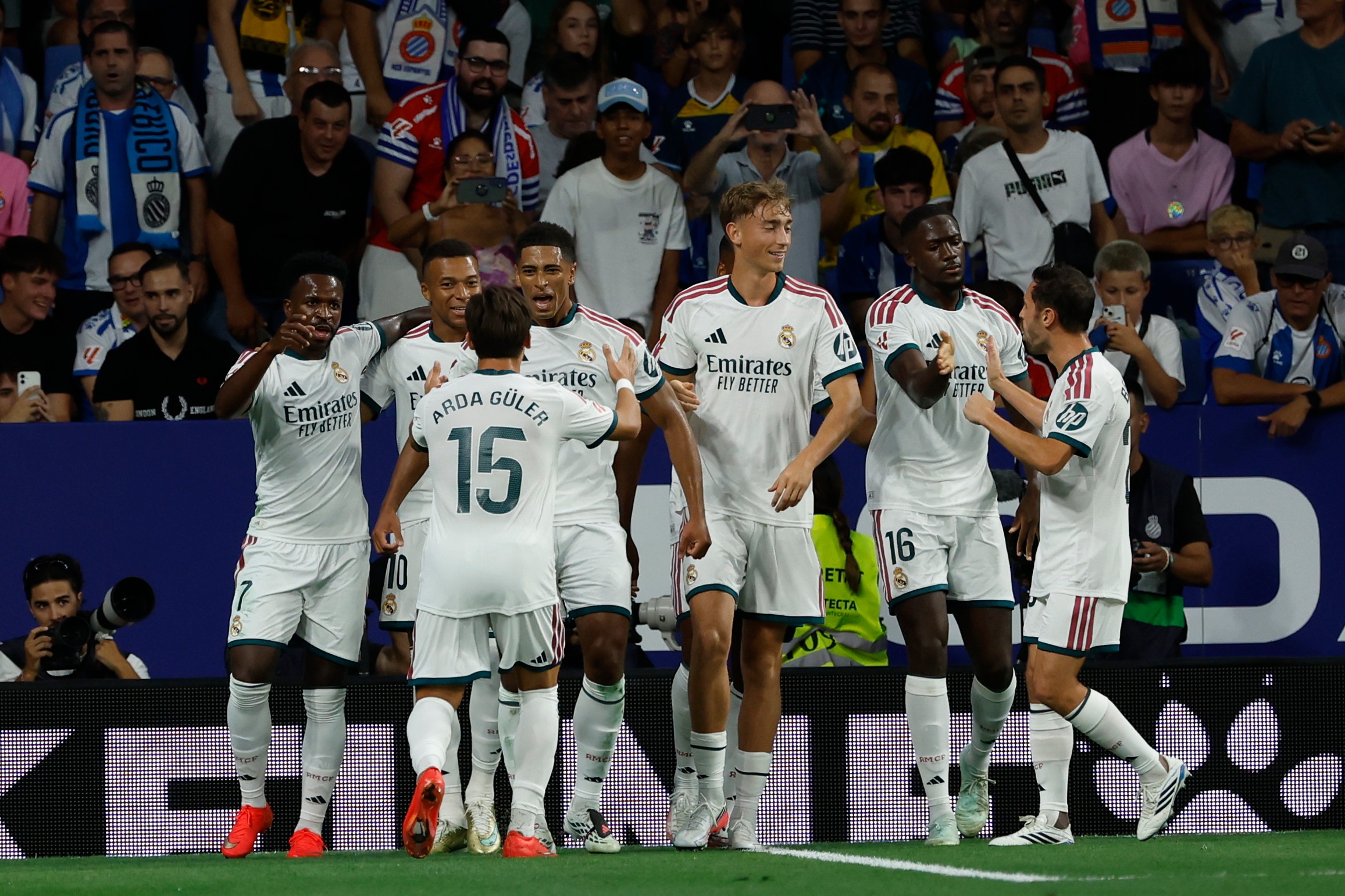 Jude Bellingham ponovo u centru pažnje: Mourinho ga pronašao na pravoj poziciji – Jude Bellingham Real Madrid forma