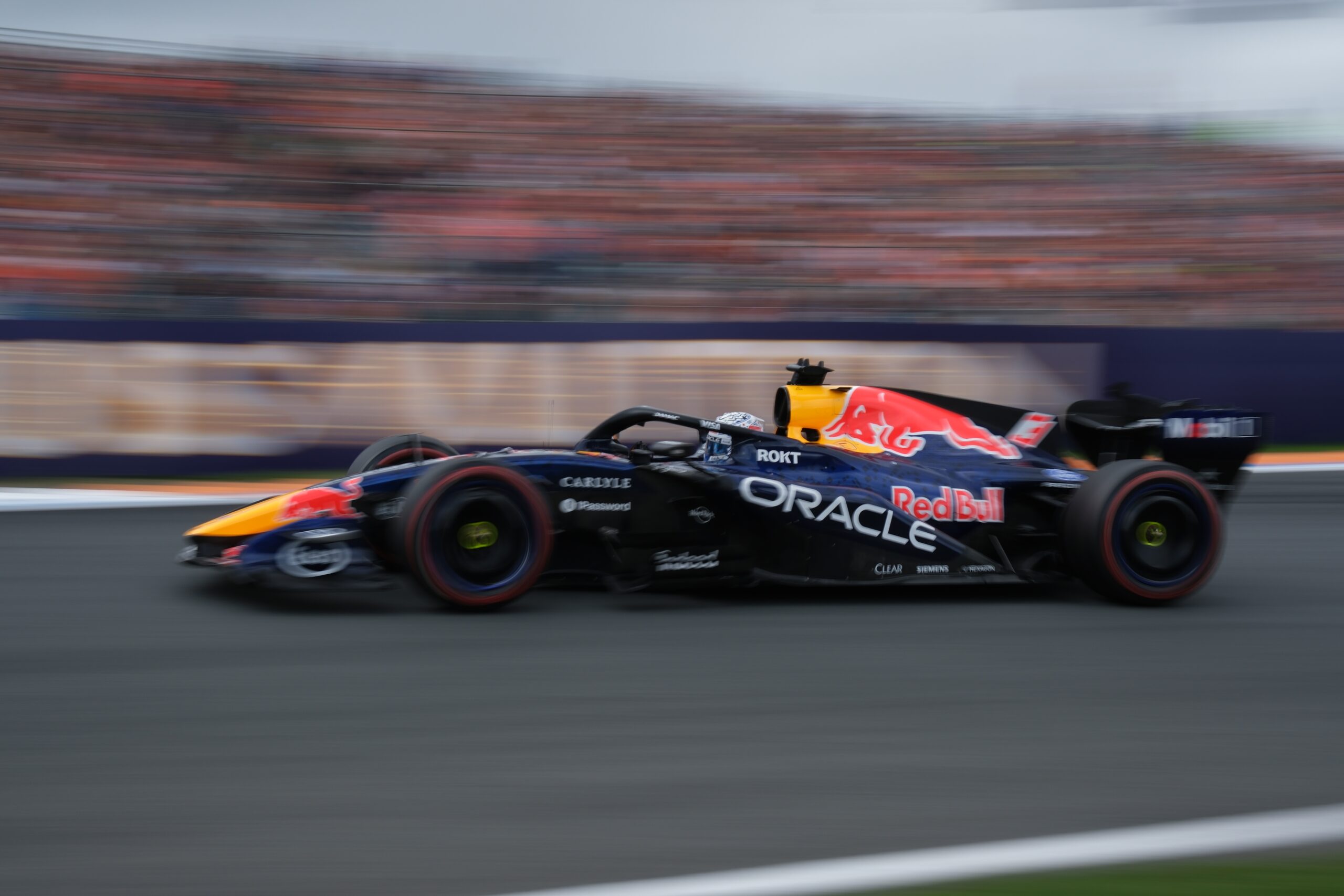 Max Verstappen i George Russell ponovo u centru pažnje na VN Holandije