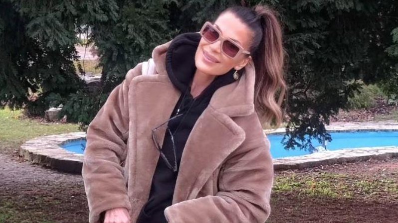 OD TRIJUMFA DO IZAZOVA U LJUBAVI: Ana Saso i dalje očarava javnost svojim izgledom (FOTO) – Ana Saso danas
