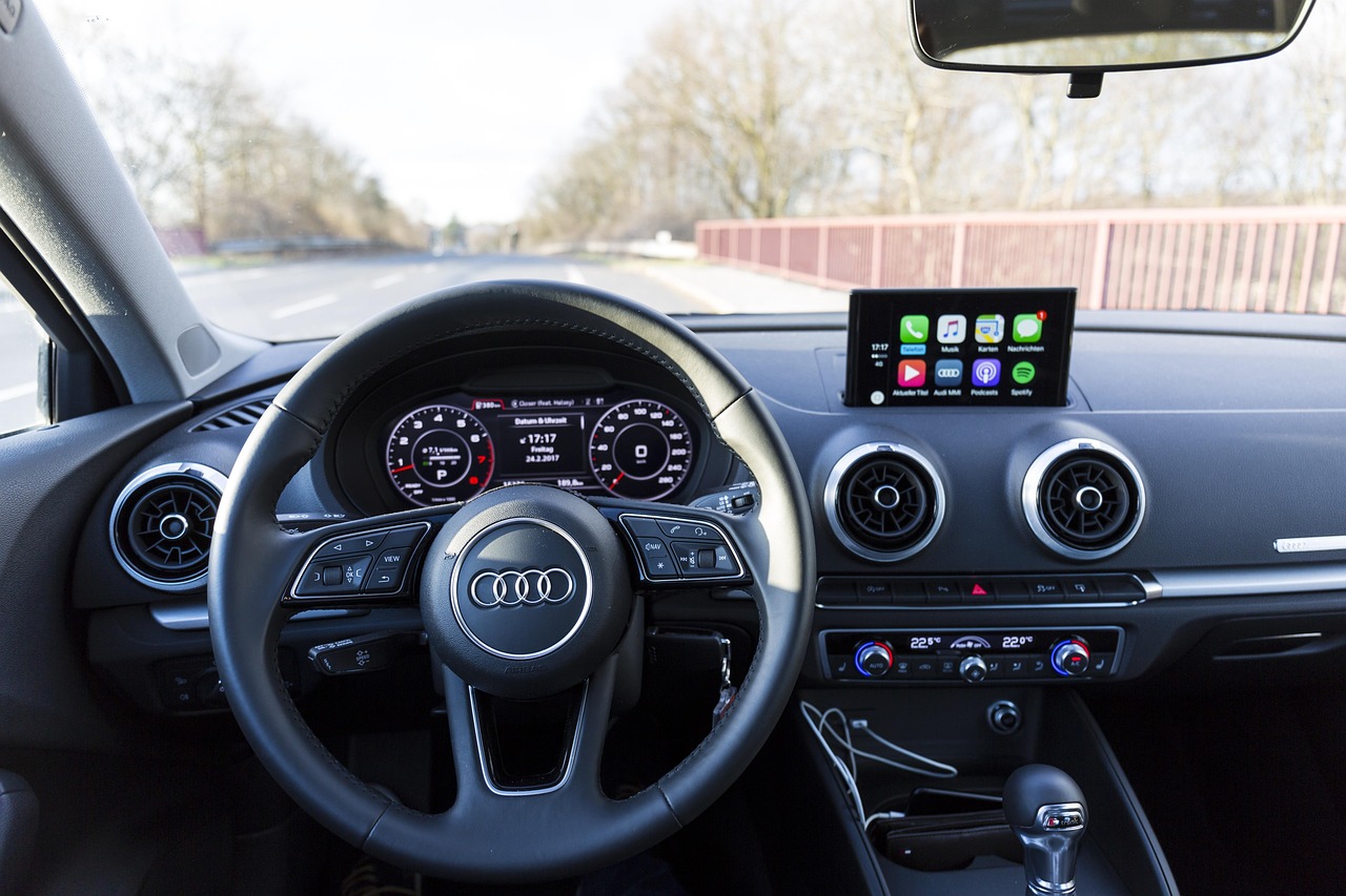 Zašto Siri ponekad ne funkcioniše na CarPlay platformi u automobilima – Siri na CarPlay