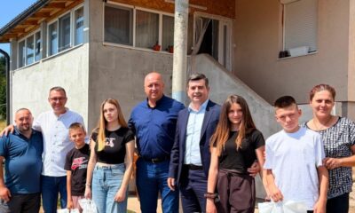 Đerlek posetio selo Bare i deset zaseoka, razgovarao sa meštanima o potrebama – poseta selo Bare