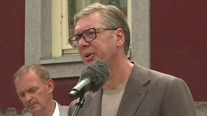 Aleksandar Vučić objasnio odluku o pomoći ženi iz Brusa koja je učestvovala u blokadama – pomoć blokaderki iz Brusa