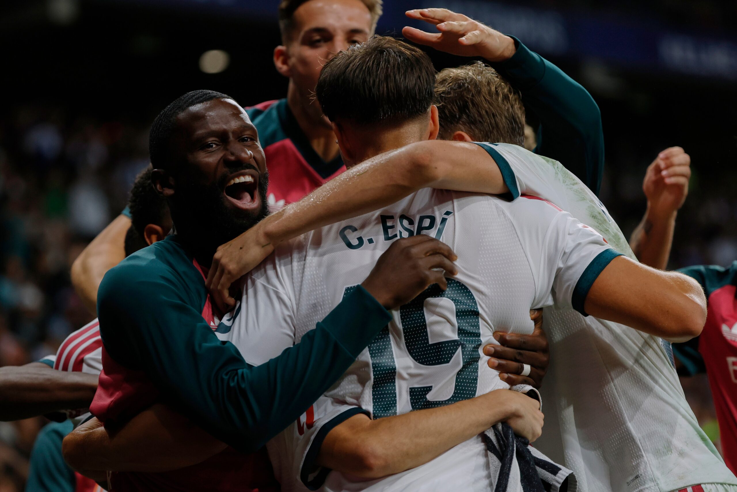 Manu Serrano napušta Real Madrid i prelazi u Deportivo: Novi izazov za mladog levog beka – Manu Serrano Real Madrid transfer