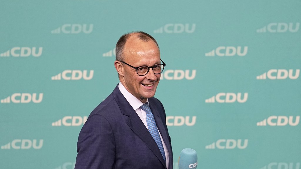 Nemačka najavljuje mere protiv organizatora napada dronovima na aerodromu u Lajpcigu – napad dronovima u Lajpcigu