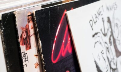 Phoebe Bridgers donela emotivnu verziju kultne pesme Nirvane – Phoebe Bridgers i njena nova verzija Nirvanine pesme