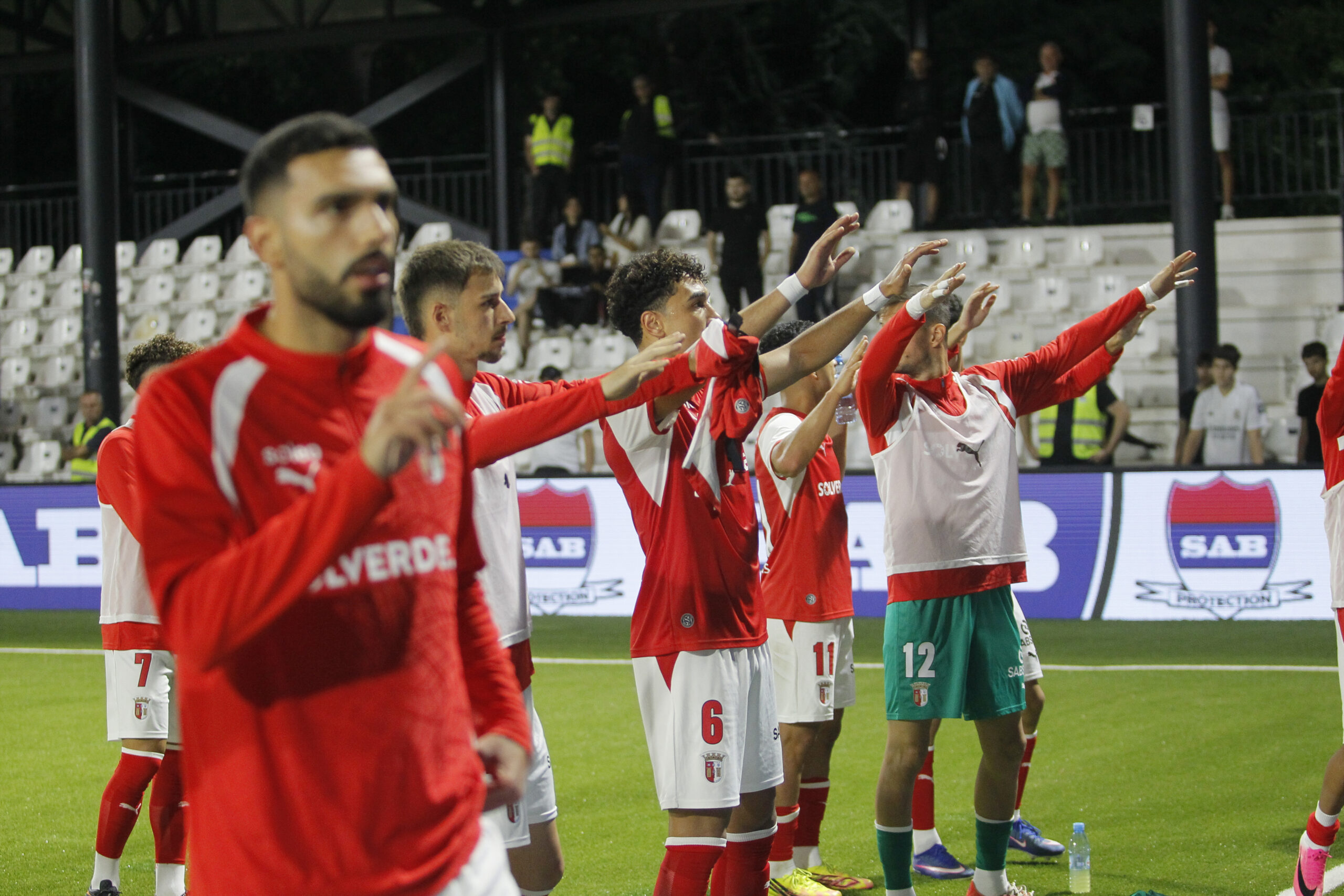 Srđan Plavšić stigao u Železničar: Povratak 'Atomski mrav' na superligaške terene – Srđan Plavšić FK Železničar transfer