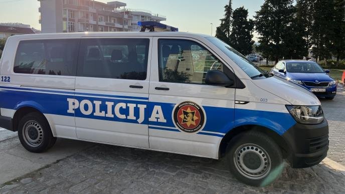 Uhapšen vođa podgoričkog ogranka kavačkog klana: Priveden i njegov brat – hapšenje vođa podgoričkog ogranka kavačkog klana