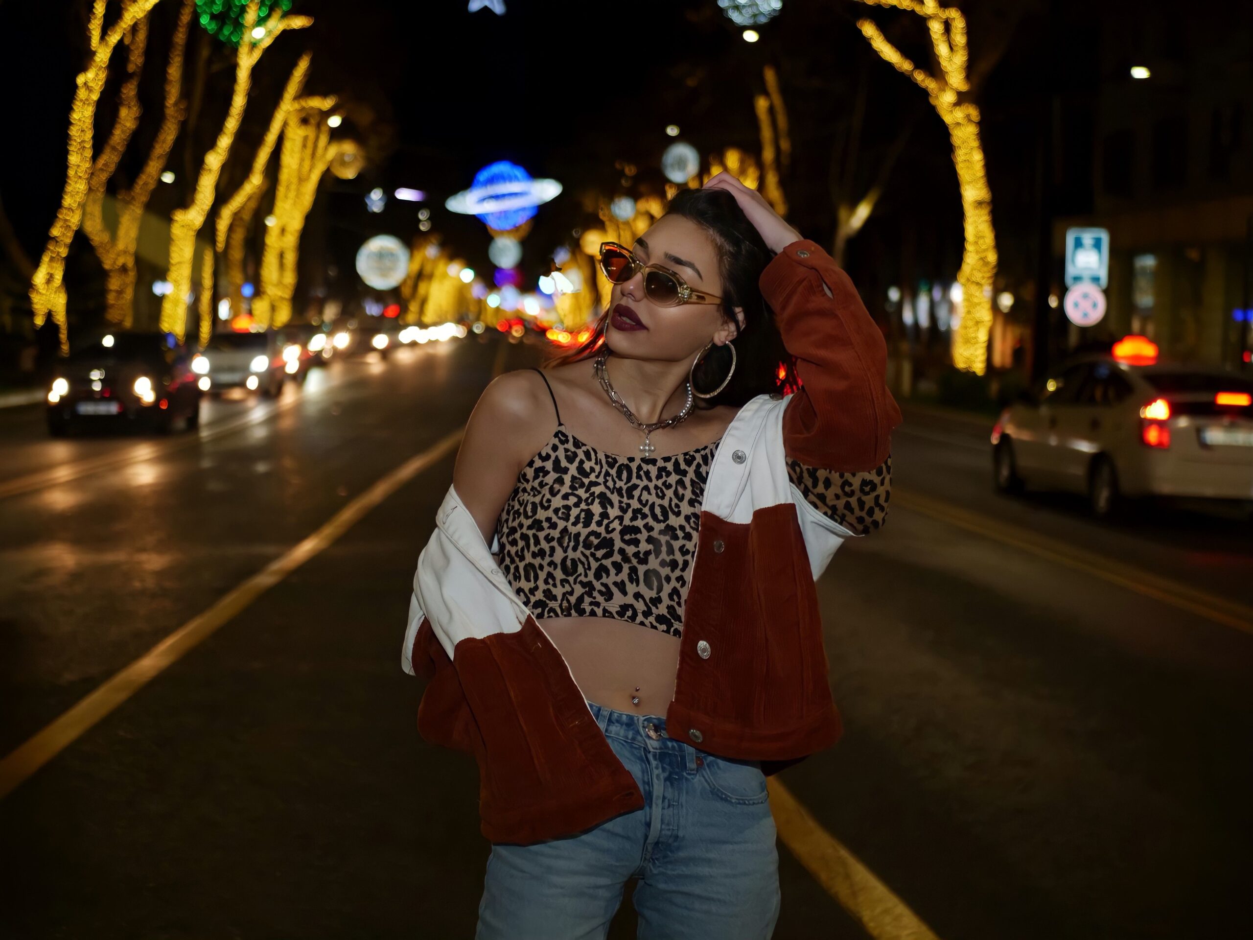Kako nositi kick-flare farmerke uz inspiraciju Bele Hadid – Bella Hadid moda