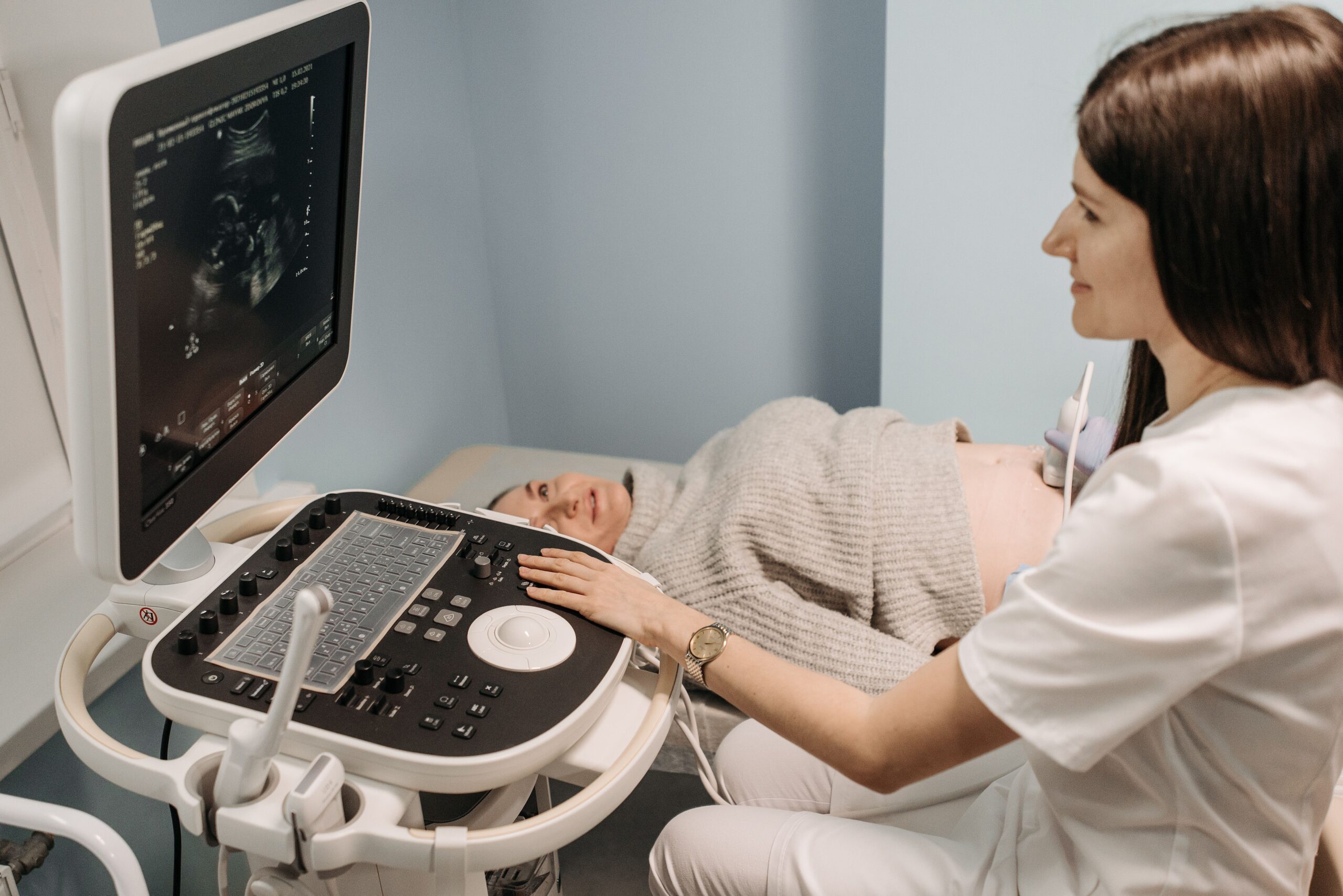 Vaginalni porođaj ili carski rez: Kako izabrati najbezbedniju opciju