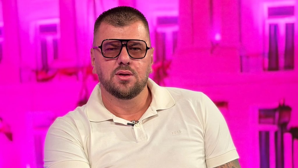 JANJUŠ OTVORIO NOVU TEMU NA DRUŠTVENIM MREŽAMA: Bivši učesnik Elite snimio trenutak tetoviranja i ostavio zagonetnu poruku (FOTO) – Janjuš tetovaža Instagram