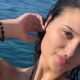 KAKO JE KRISTINA DŽULIJEN PRIVUKLA PAŽNJU NA PLAŽI: Ćerka Jane Todorović pokazala prirodan izgled u upečatljivom kupaćem (FOTO) – Kristina Džulijen na letovanju