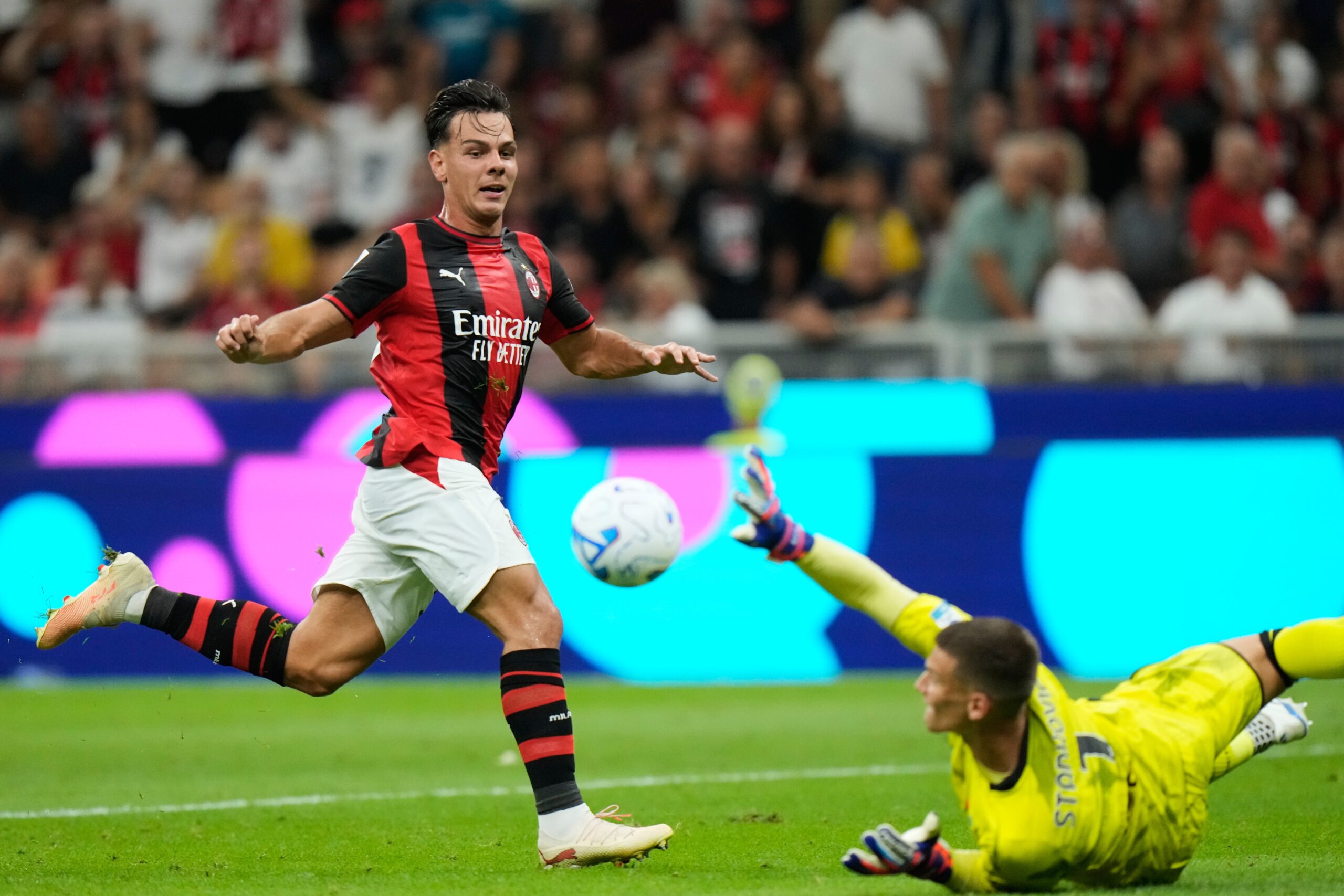Milan pobedio Veneciju 2:0 na San Siru: Duel Stankovića i Pavlovića obeležio meč