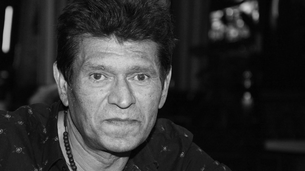 PORODIČNA DRAMA KRIJE VIŠE OD HITOVA: Sinan Sakić bio sa dve žene koje su u isto vreme čekale decu (FOTO) – dve trudnoće u isto vreme