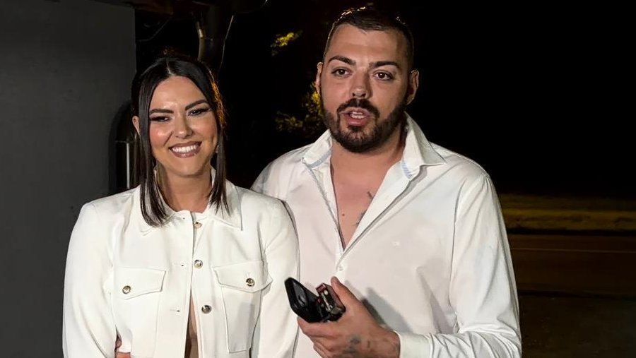PRIČE O RAZLAZU SVE GLASNIJE: Jelena Vasić otputovala iz Srbije i objavila kadrove sa odmora (FOTO) – razlaz Slobe i Jelene Vasić
