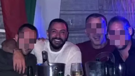 ŠTA SE DEŠAVALO PRE HAPŠENJA JOVANA RADULOVIĆA: Influenser uživao u kafani, snimak otkriva trenutke pre incidenta (FOTO) – Jovan Radulović Jodžir hapšenje