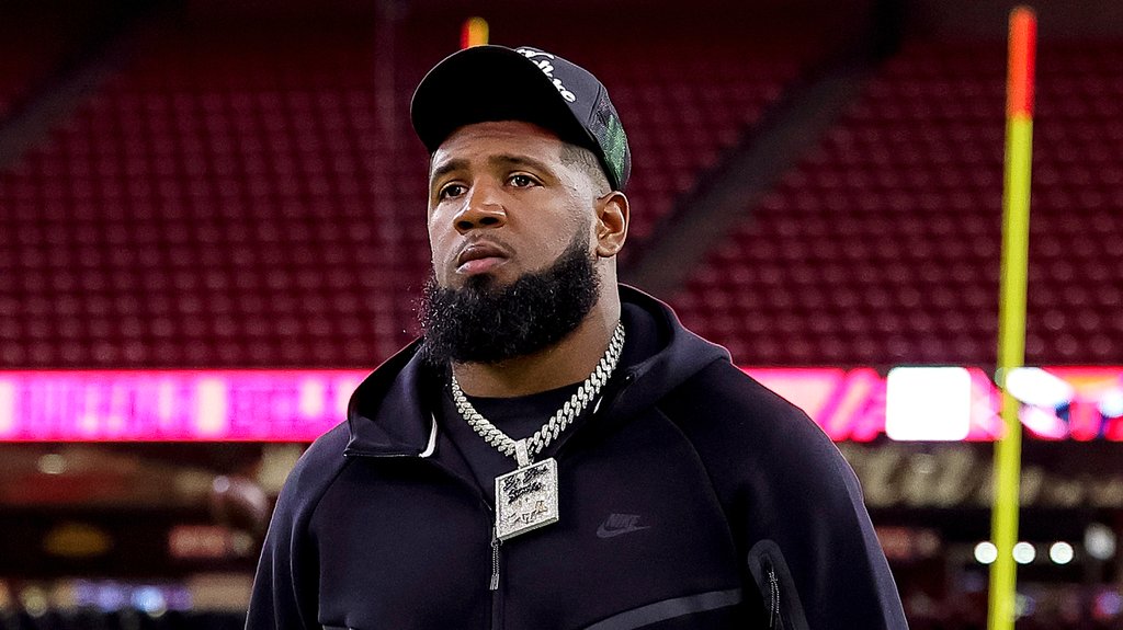 Ed Oliver pogođen tragedijom: Sin poznatog sportiste pronađen mrtav u bazenu – tragedija u domu sportiste