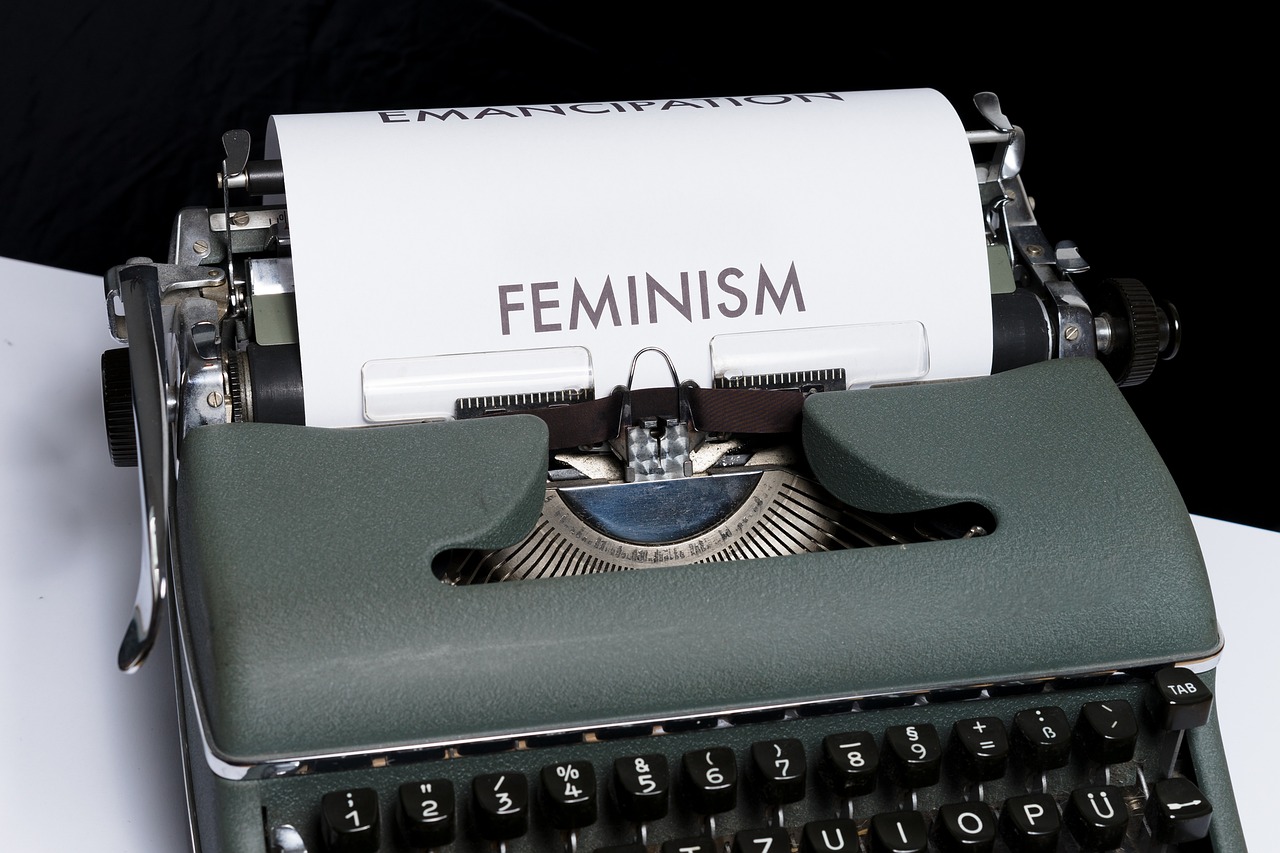Olivia Rodrigo oduševila romantičnom haljinom i feminističkom porukom – Olivia Rodrigo moda