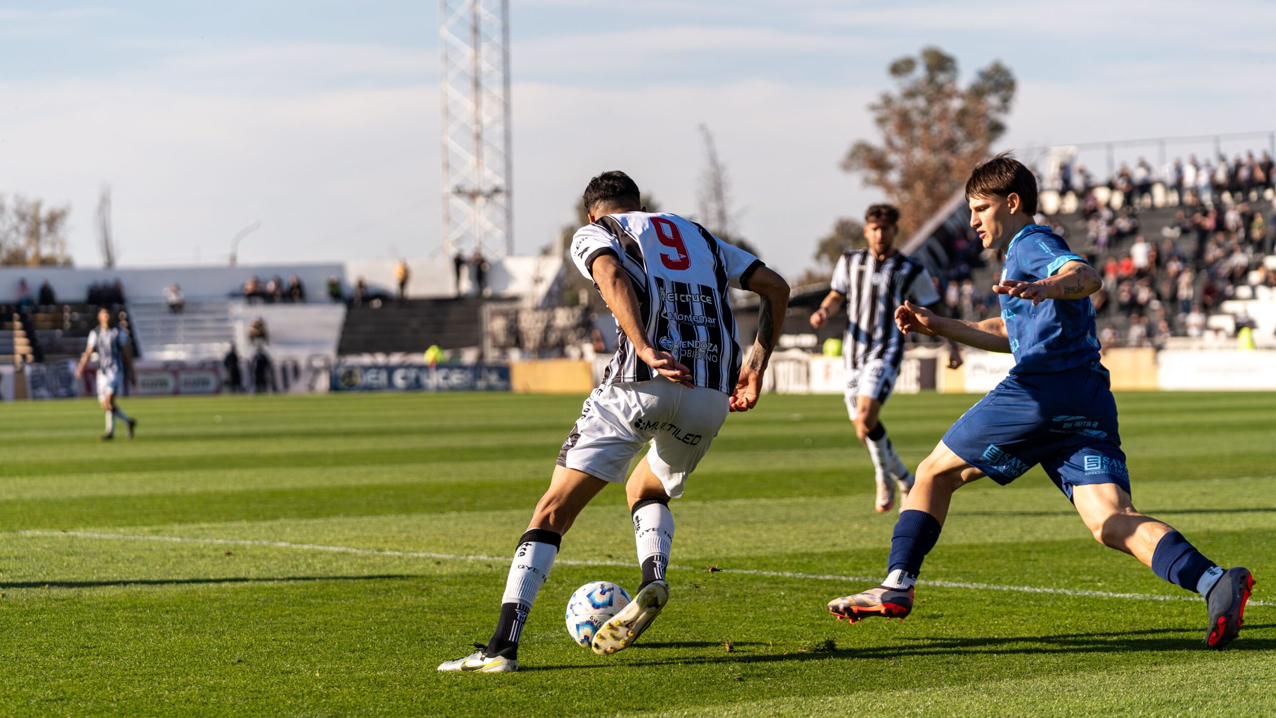 Pontevedra slavila protiv Real Avilésa 1:0: Kapiten Pino junak i tragičar meča – Yelko Pino Pontevedra penal