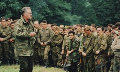 Ratko Mladić i evakuacija civila iz Srebrenice: Šta pokazuju autentični snimci (VIDEO)