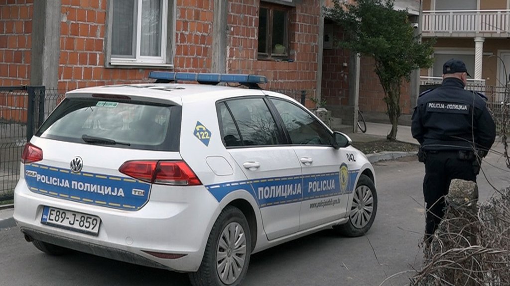 Saobraćajna nesreća u Zaklopači: Poginuo mladić, četvoro povređenih