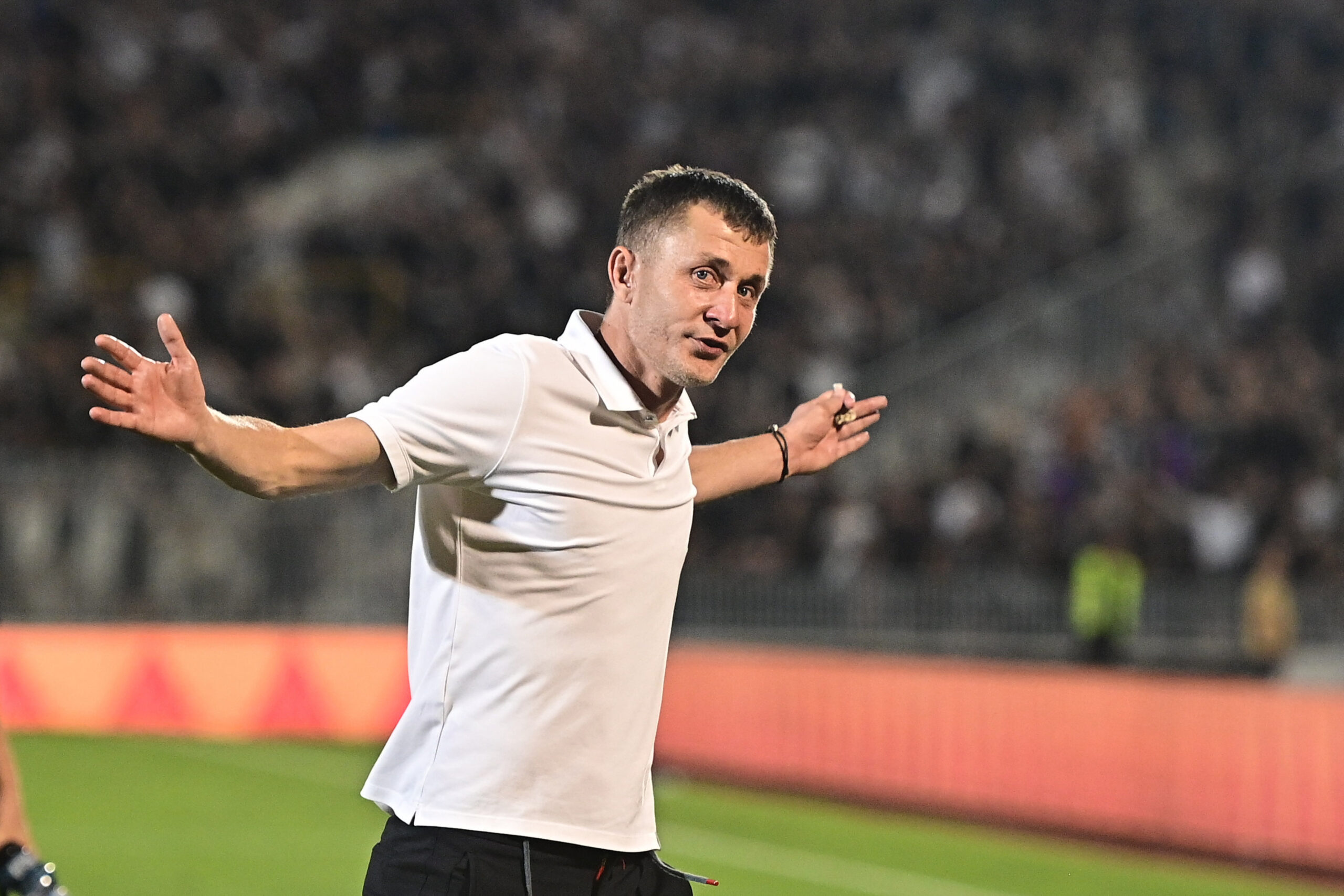 Saša Ilić ostaje na klupi Partizana: Podrška navijača presudila u odluci