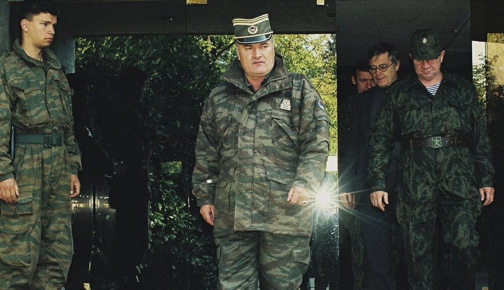 Priča o Ratku Mladiću: Kako je helikopter spasio život devojčici iz Goražda