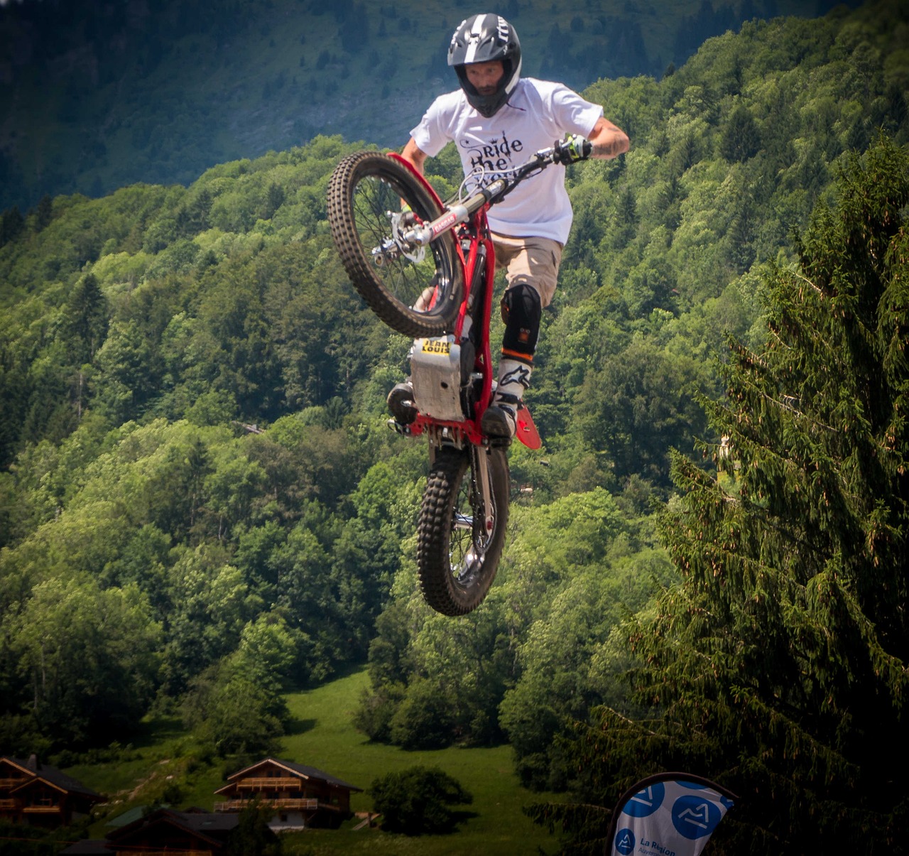 Toni Bou pred istorijskim 40. titulom svetskog šampiona u trialu – Toni Bou TrialGP titula
