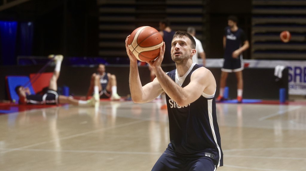 Aleksa Avramović: Srbija spremna za ključni duel sa Italijom u kvalifikacijama – napad na veliki brejk