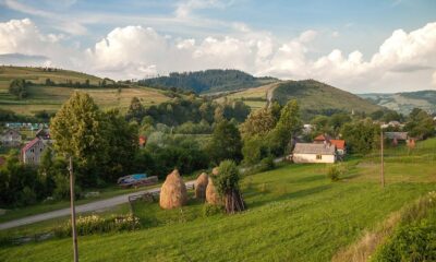 carpathians, ukraine, mountains, nature, landscape, village, countryside, rustic, europe, eastern europe, tourism, travel