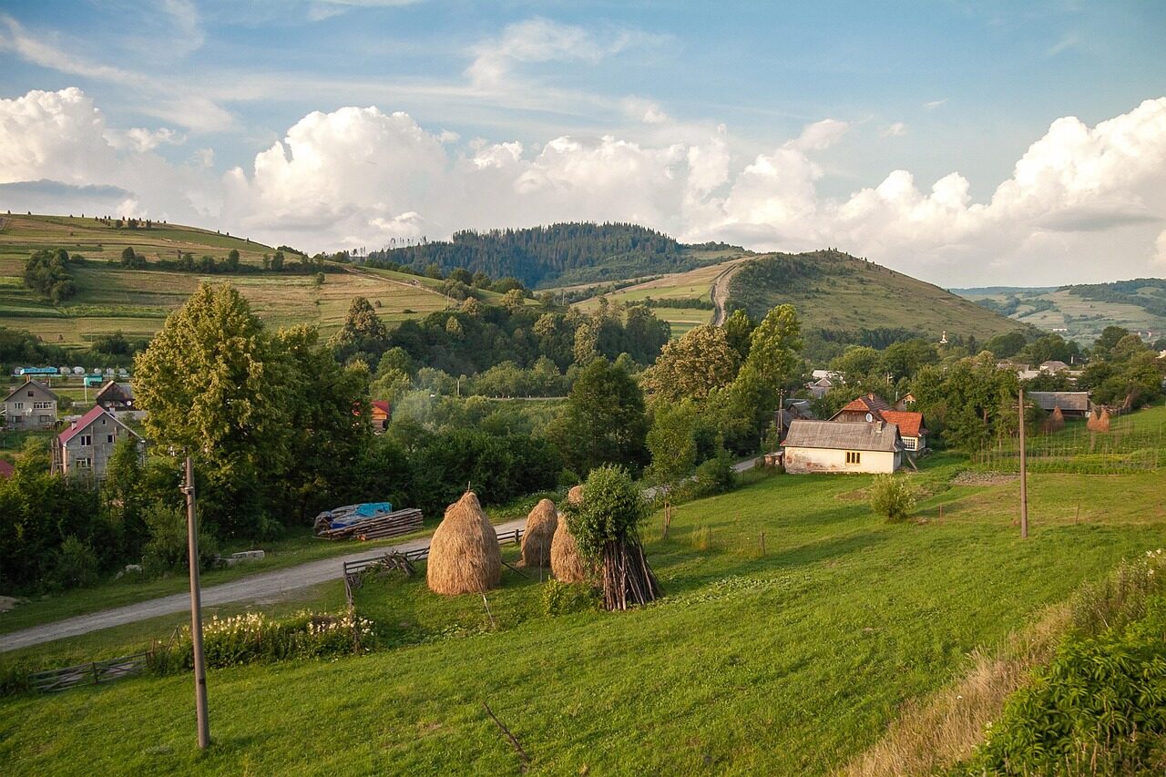carpathians, ukraine, mountains, nature, landscape, village, countryside, rustic, europe, eastern europe, tourism, travel