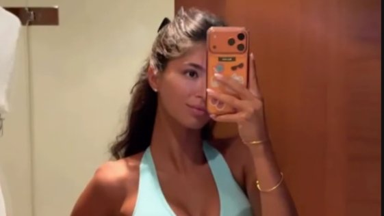 ĐINA DŽINOVIĆ MENJA NAVIKE NA LUKSUZNOJ JAHTI: Pokazala trenutke sa majkom i očuhom u Italiji (FOTO)