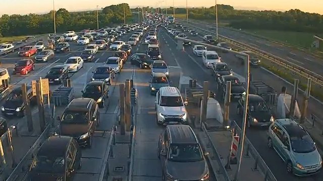 Gužve na putevima Srbije: Povratak sa godišnjih odmora donosi kritične tačke ovog vikenda