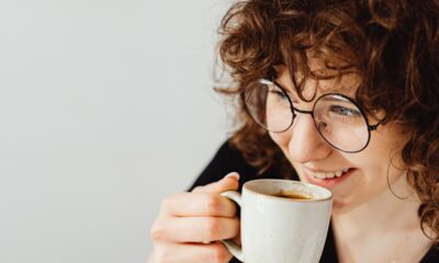 Kafa na prazan stomak može pogoršati stomačne tegobe kod žena